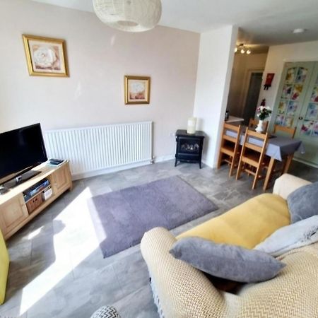 Beautiful 2 Bedroom Annexe In Popular Town Location Narberth Buitenkant foto